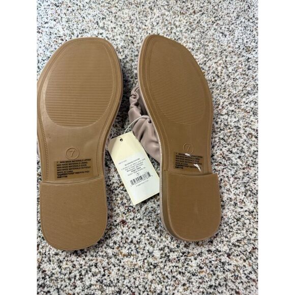 A New Day Women's Purple Flip Flop Sandals Size 7 Casual Summer - Picture 2 of 3